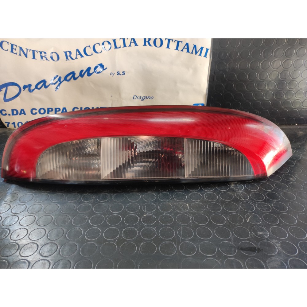 FARO ANTERIORE SINISTRO OPEL CORSA C DAL 2000 AL 2003