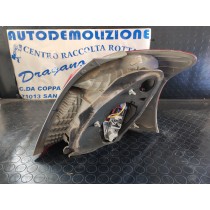 FARO POSTERIORE SINISTRO TOYOTA YARIS DAL 2006 AL 2009