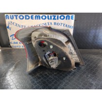 FARO POSTERIORE DESTRO TOYOTA YARIS DAL 2006 AL 2009