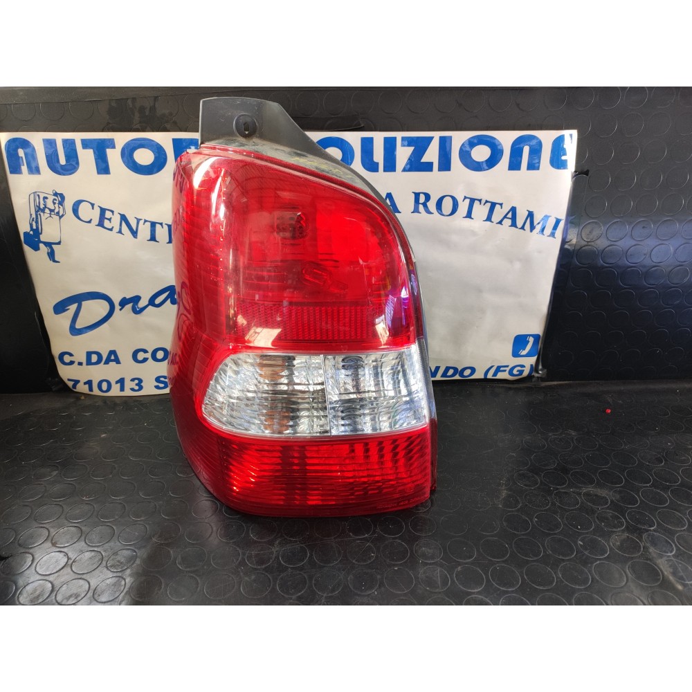 FARO POSTERIORE SINISTRO MAZDA DEMIO DAL 2000 AL 2003