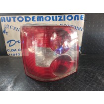 FARO POSTERIORE SINISTRO VOLKSWAGEN PASSAT DAL 2000 AL 2005