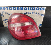 FARO POSTERIORE SINISTRO NISSAN ALMERA DAL 2000 AL 2002