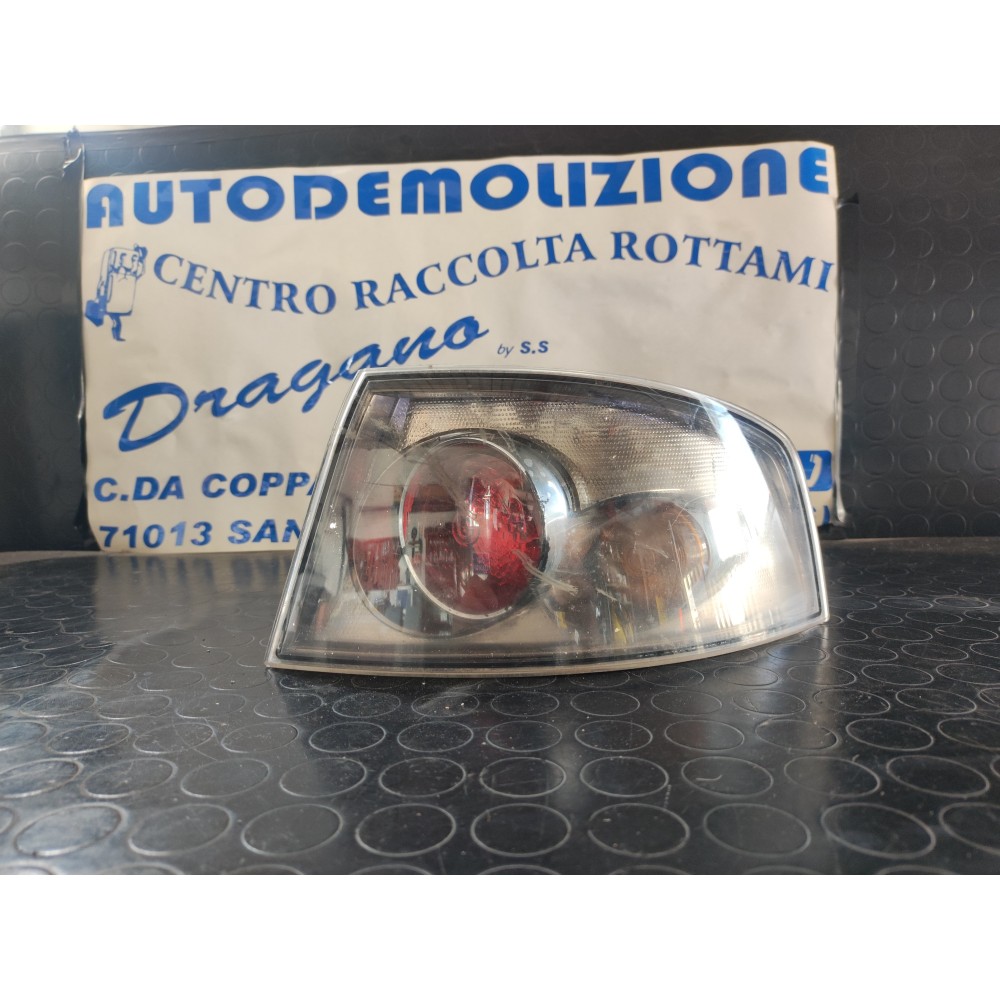 FARO POSTERIORE (ESTERNO) DESTRO SEAT IBIZA DAL 2002 AL 2008