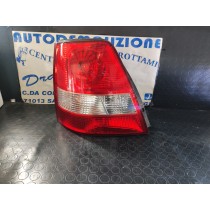 FARO POSTERIORE SINISTRO KIA SORENTO DAL 2002 AL 2009