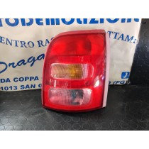 FARO POSTERIORE DESTRO NISSAN MICRA MK11 DAL 1992 AL 2002