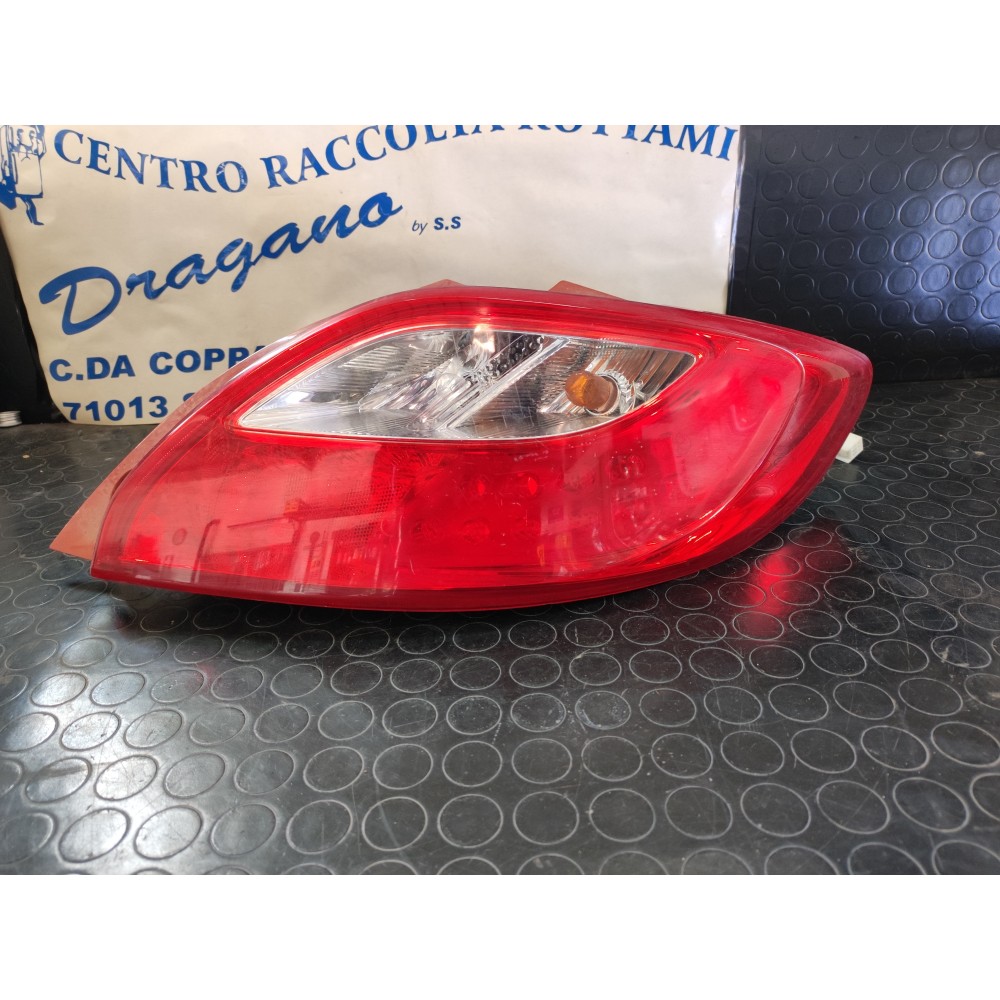 FARO POSTERIORE DESTRO MAZDA 2 DAL 2008 AL 2014