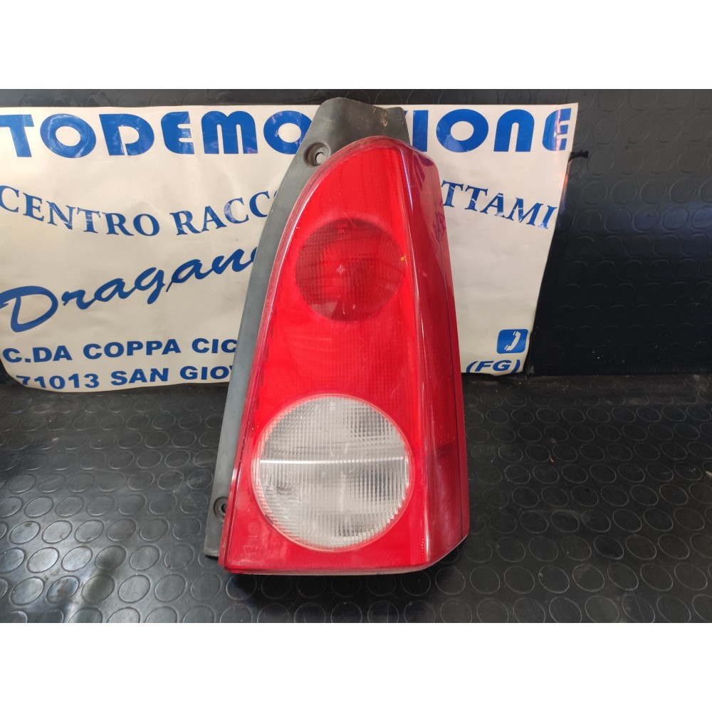 FARO POSTERIORE DESTRO OPEL AGILA DAL 2000 AL 2007