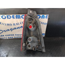 FARO POSTERIORE DESTRO OPEL AGILA DAL 2000 AL 2007