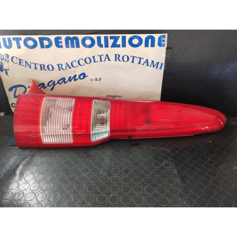 FARO POSTERIORE DESTRO FIAT PANDA DAL 2003 AL 2011