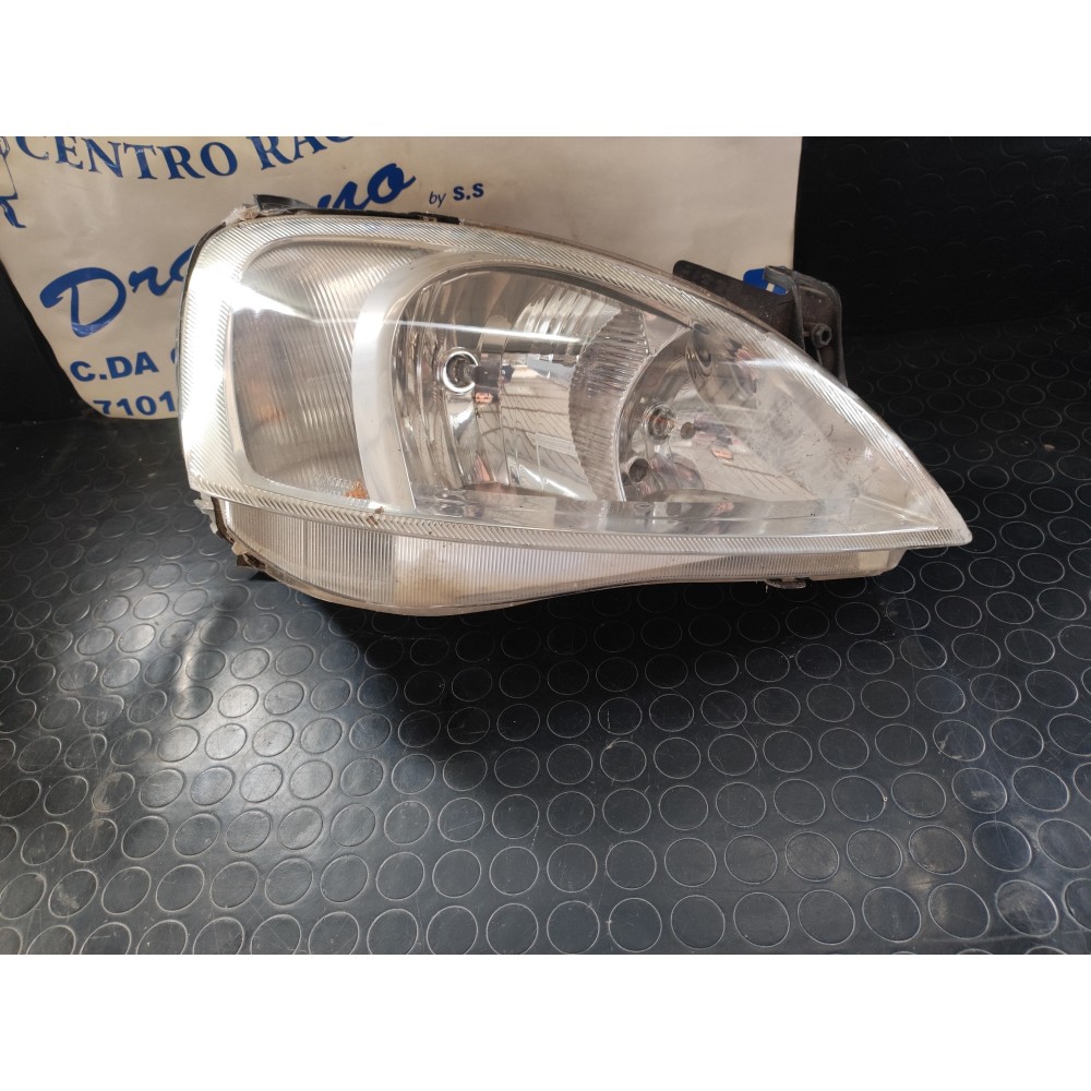 FARO ANTERIORE DESTRO OPEL CORSA C DAL 2000 AL 2003