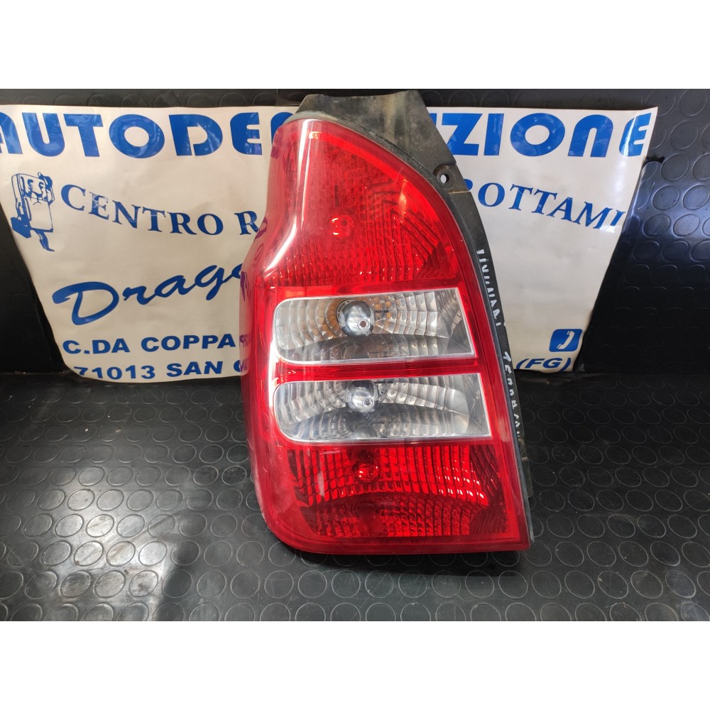 FARO POSTERIORE SINISTRO HYUNDAI TERRACAN DAL 2005 AL 2007