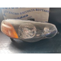 FARO ANTERIORE DESTRO HONDA HR-V