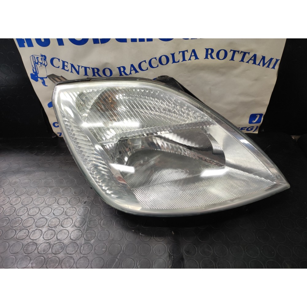 FARO ANTERIORE SINISTRO FORD FIESTA MK V DAL 2002 AL 2005