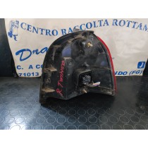 FARO POSTERIORE SINISTRO RENAULT TWINGO DAL 1993 AL 1998