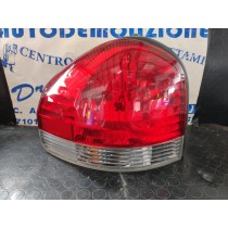 FARO POSTERIORE DESTRO HYUNDAI SANTA FE' DAL 2004 AL 2006