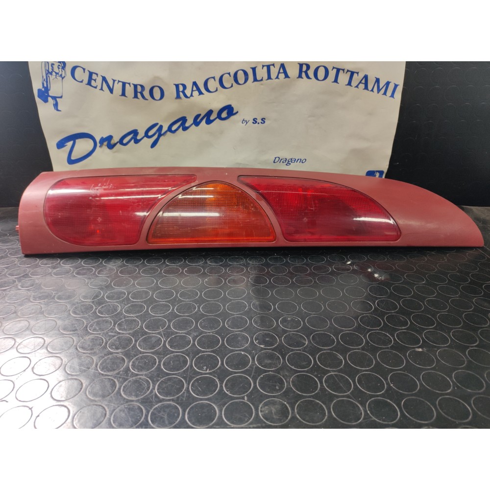 FARO POSTERIORE SINISTRO RENAULT KANGOO DAL 1997 AL 2003