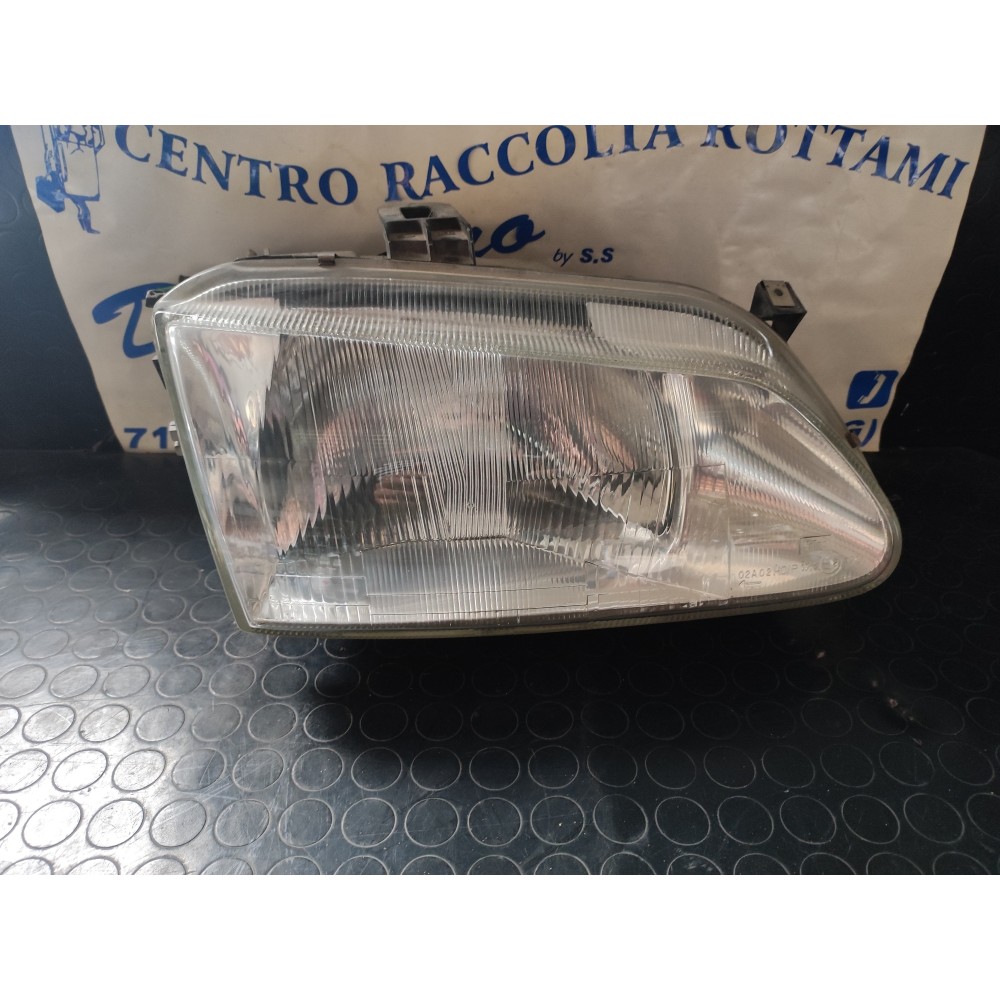 FARO ANTERIORE DESTRO RENAULT SCENIC DAL 1996 AL 1999