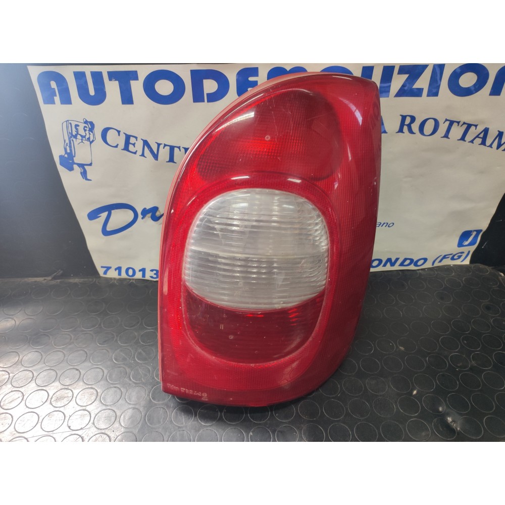 FARO POSTERIORE DESTRO CITROEN PICASSO DAL 1999 AL 2011