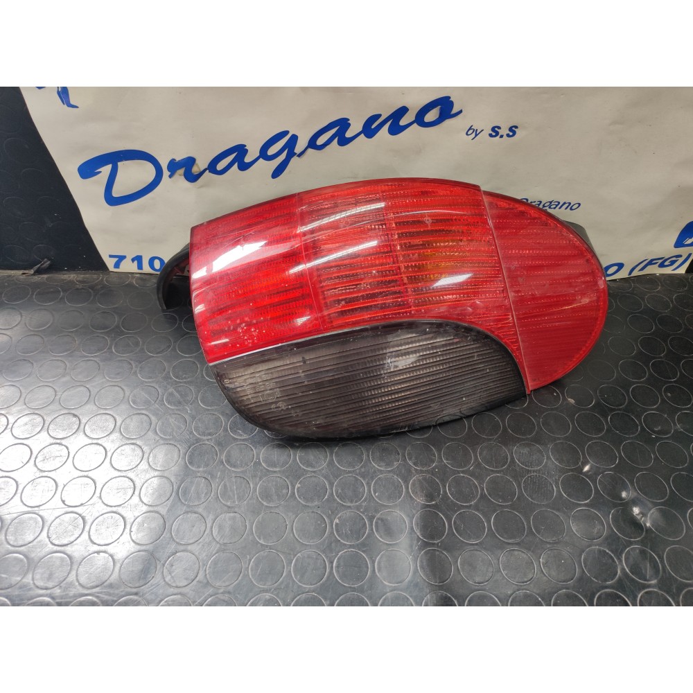 FARO POSTERIORE DESTRO PEUGEOT 306 DAL 1997 AL 2002