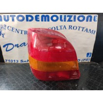 FARO POSTERIORE SINISTRO FORD FIESTA MK III DAL 1989 AL 1995