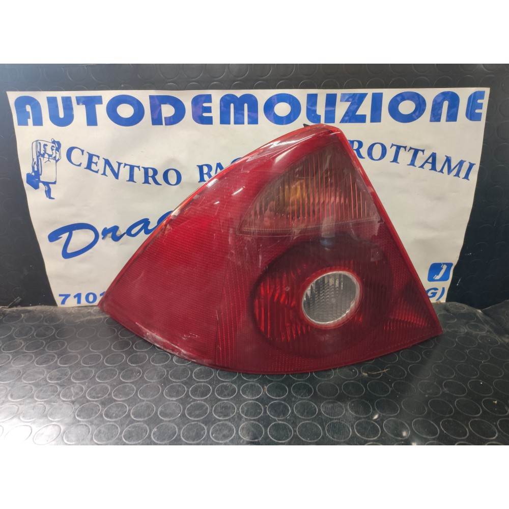 FARO POSTERIORE SINISTRO FORD MONDEO DAL 2004 AL 2007