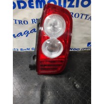 FARO POSTERIORE DESTRO NISSAN MICRA K12 DAL 2003 AL 2010