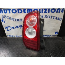 FARO POSTERIORE SINISTRO NISSAN MICRA K12 DAL 2003 AL 2010