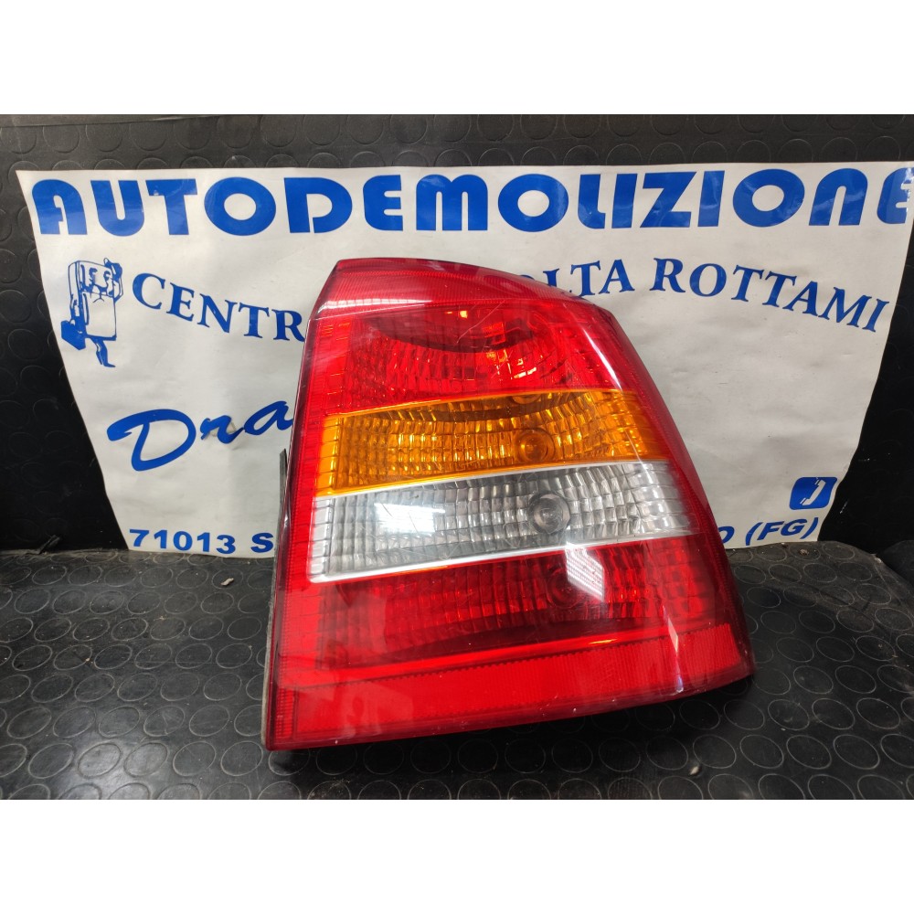 FARO POSTERIORE DESTRO OPEL ASTRA G DAL 1998 AL 2003