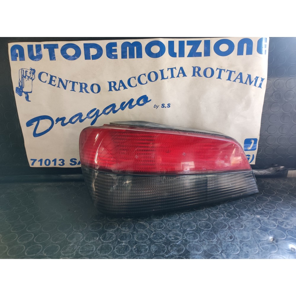 FARO POSTERIORE SINISTRO PEUGEOT 306 DAL 1999 AL 2001