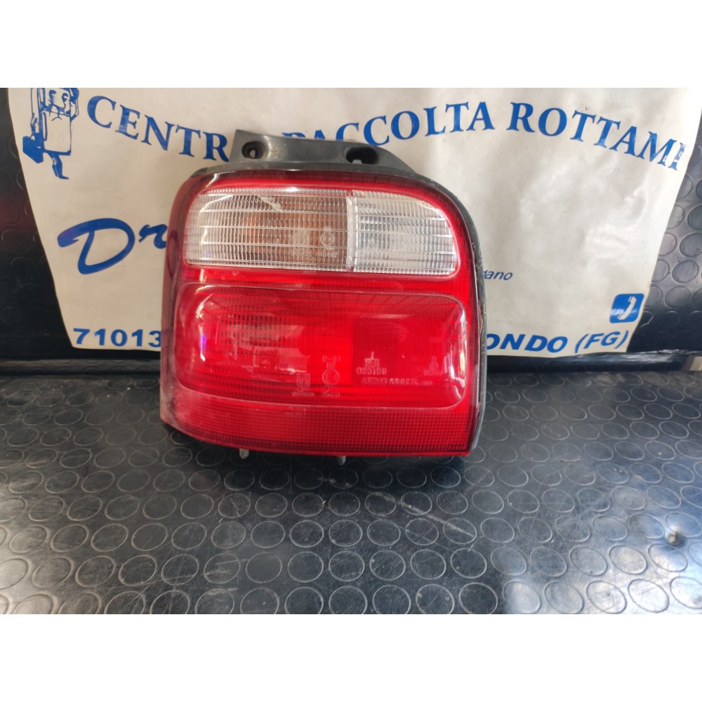 FARO POSTERIORE SINISTRO SUZUKI ALTO DAL 1995 AL 2000