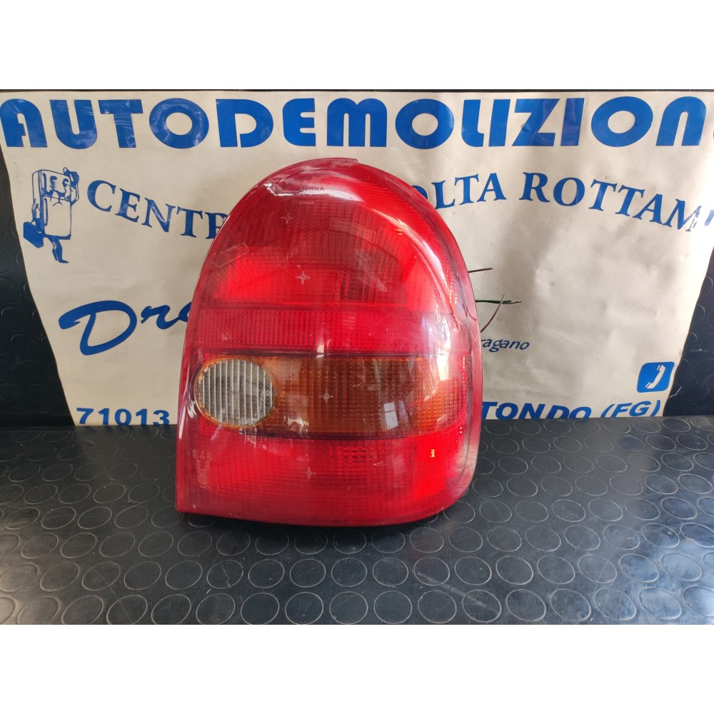 FARO POSTERIORE DESTRO OPEL CORSA B DAL 1997 AL 2000