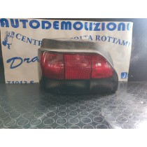 FARO POSTERIORE SINISTRO RENAULT CLIO DAL 1996 AL 1998