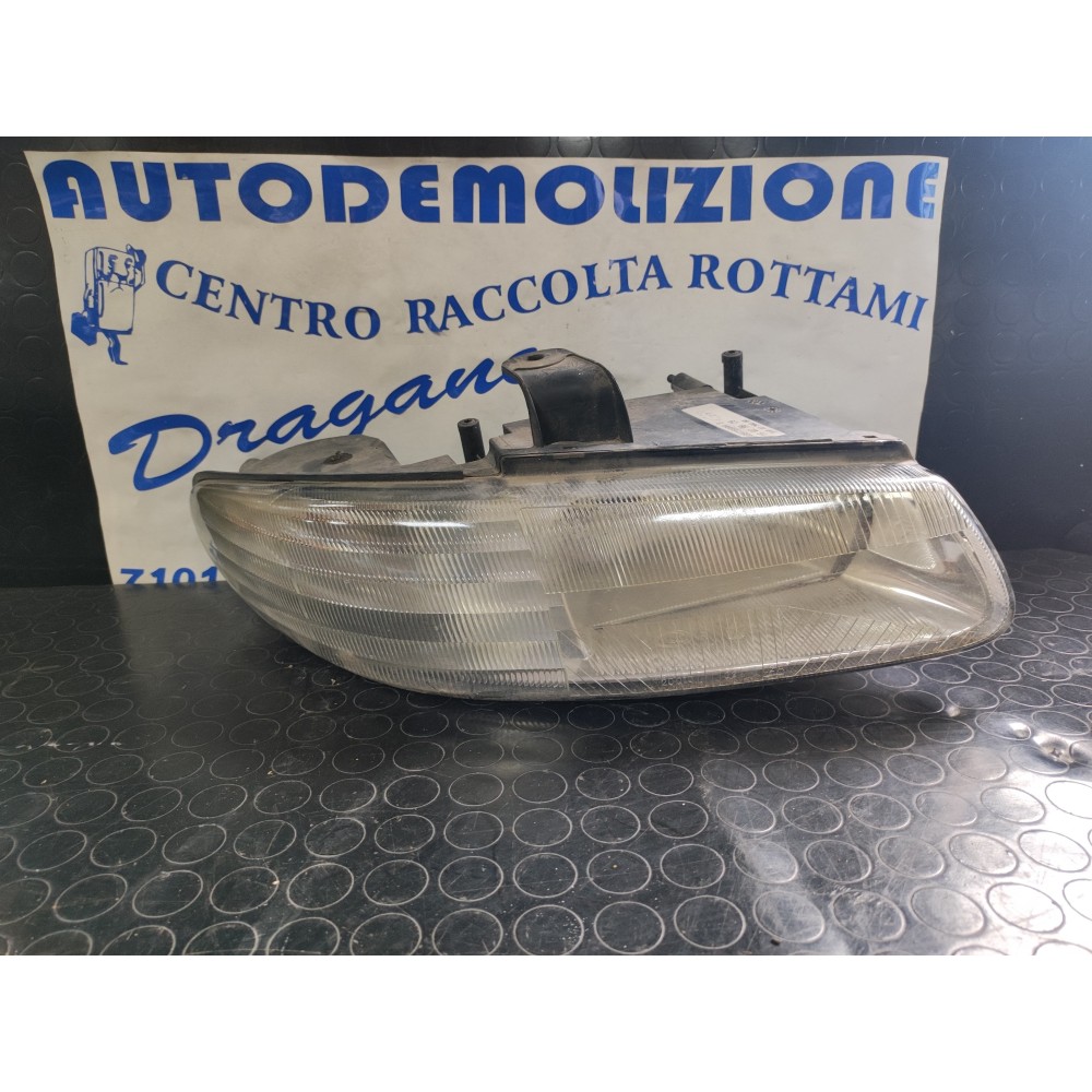 FARO ANTERIORE DESTRO CHRYSLER VOYAGER DAL 1996 AL 2001