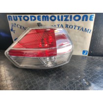 FARO POSTERIORE SINISTRO NISSAN X-TRAIL DAL 2014 AL 2017