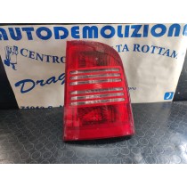 FARO POSTERIORE DESTRO SKODA OCTAVIA DAL 1997 AL 2000