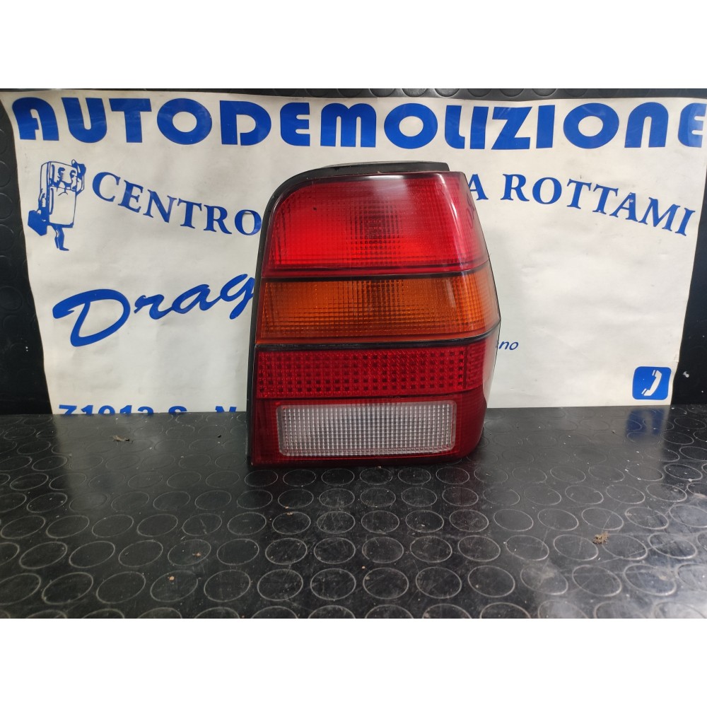 FARO POSTERIORE DESTRO VOLKSWAGEN POLO DAL 1990 AL 1994