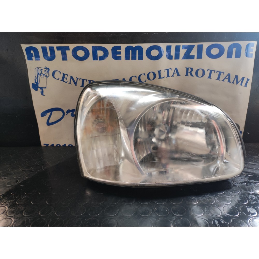 FARO POSTERIORE DESTRO HYUNDAI SANTA FE' DAL 2000 AL 2003