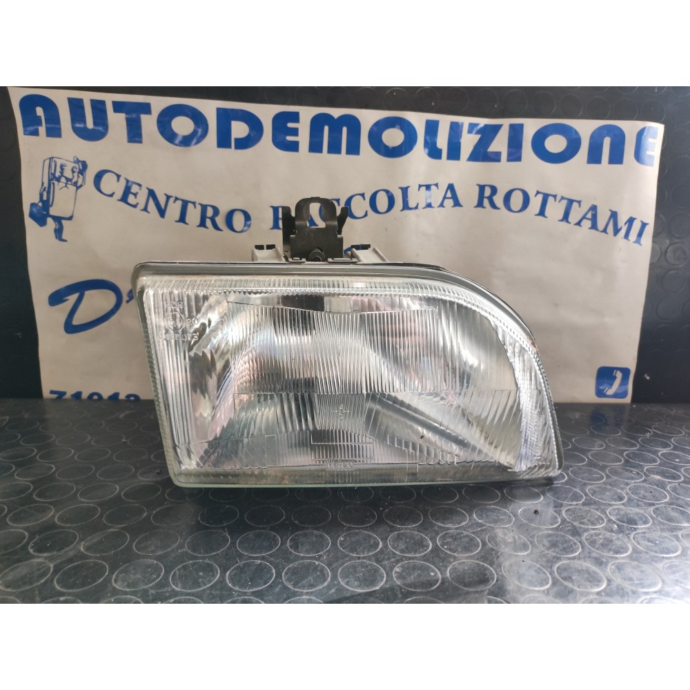 FARO ANTERIORE DESTRO FORD FIESTA II SERIE