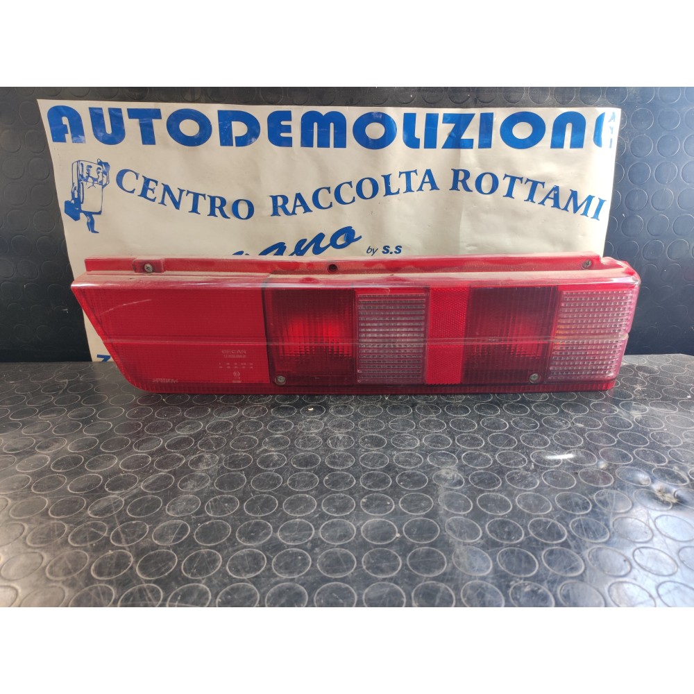 FARO POSTERIORE DESTRO AUTOBIANCHI Y10