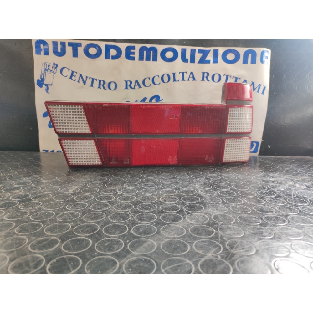 FARO POSTERIORE DESTRO ALFA 75