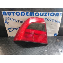 FARO POSTERIORE SINISTRO OPEL VECTRA